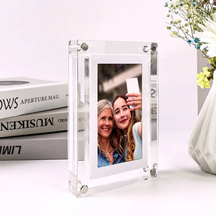 Digital picture frame with video display™ | Timeless Memories